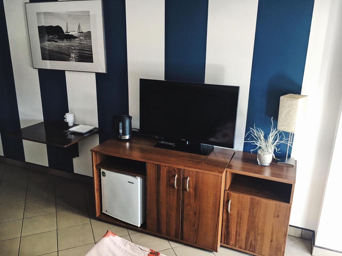 Pensjonat Tahiti Rowy  Buitenkant foto